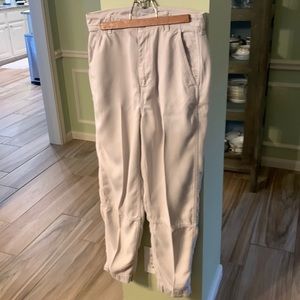 Everlane Relaxed Chino - size 4 - super soft and gently used